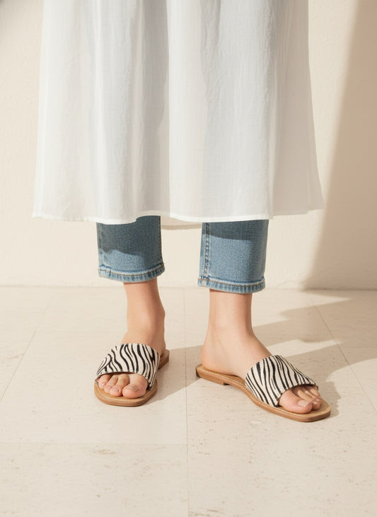 MAVIS_S_ZEBRA_5530552