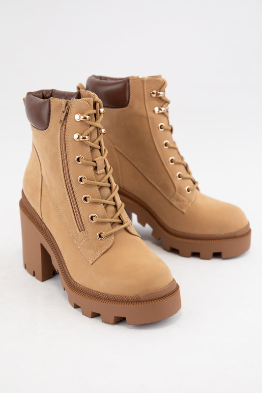 MAZE-03_CAMELNUBUCK_4185585
