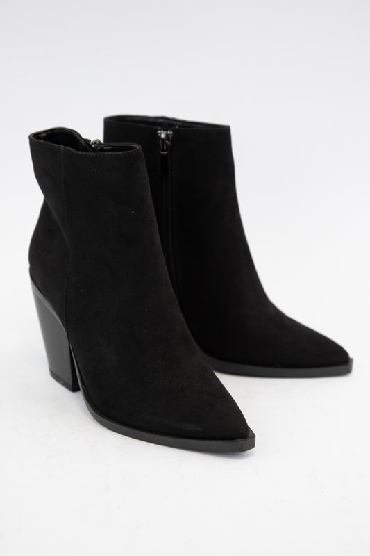 UPSTREAM-03_BLACKSUEDE_4407520